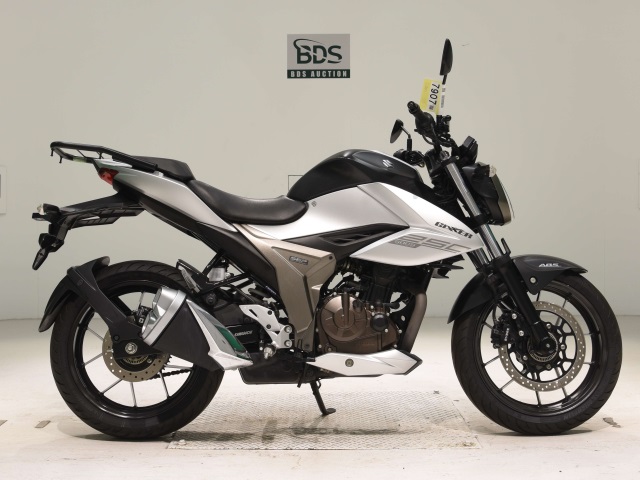 Suzuki GIXXER250