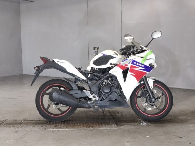 Honda CBR250R 2013