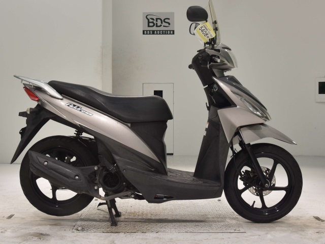 Suzuki ADDRESS V110