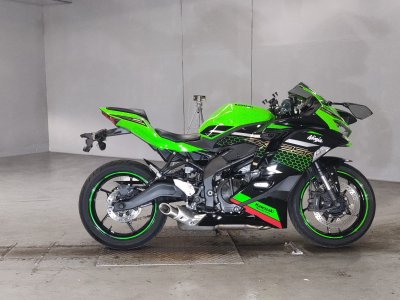 Kawasaki NINJA ZX-25R KRT 2021
