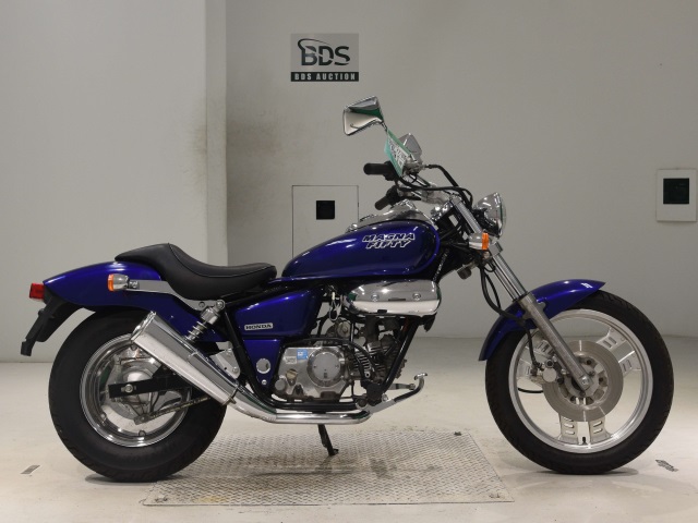 Honda MAGNA50 2005