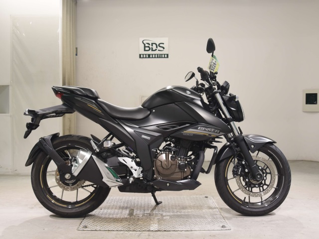 Suzuki GIXXER250