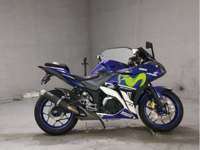 Yamaha YZF-R25 2015