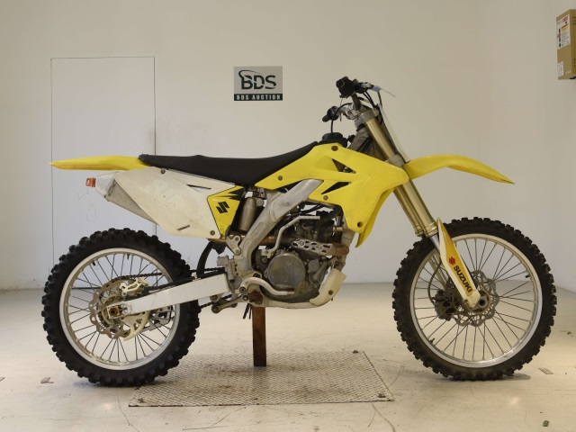 Suzuki RMZ250
