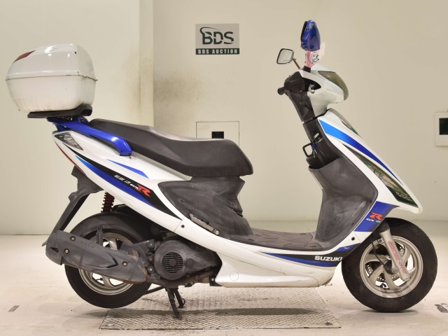 Suzuki GSR125 2008