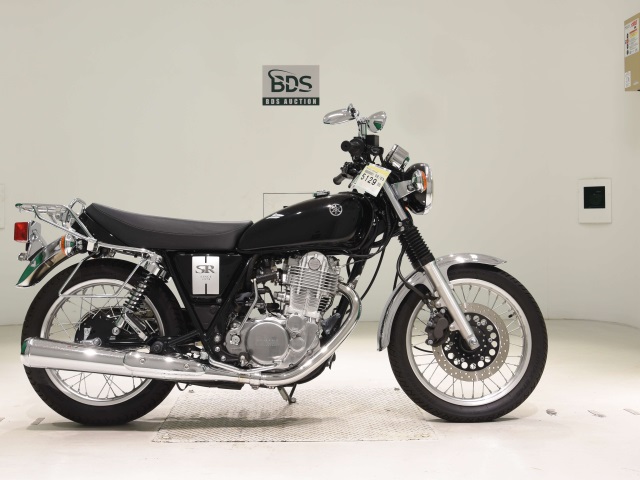 Yamaha SR400 2020