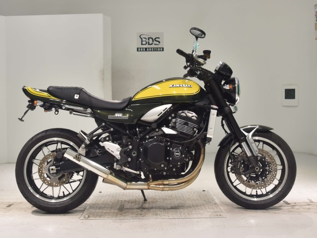 Kawasaki Z900RS 2023