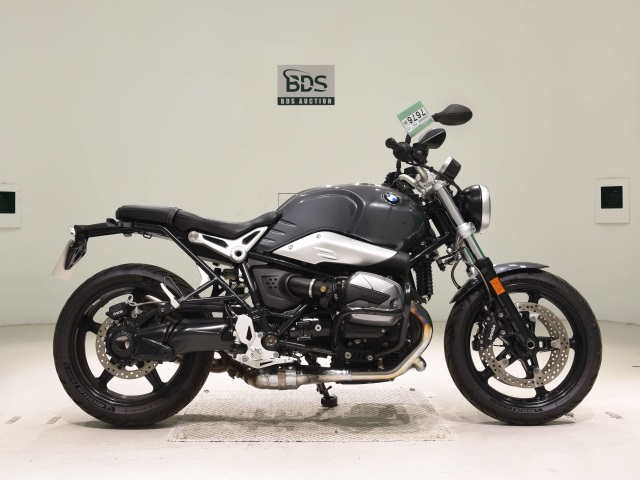 BMW R NINE T PURE 2021