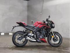 Triumph STREET TRIPLE 2023