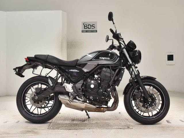 Kawasaki Z650RS 2023