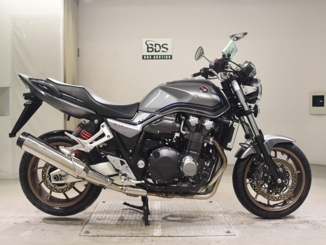 Honda CB1300SF 2018
