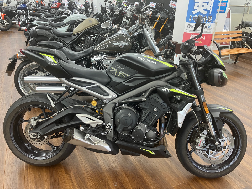 Triumph STREET TRIPLE R 2021