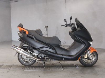 Yamaha MAJESTY 125