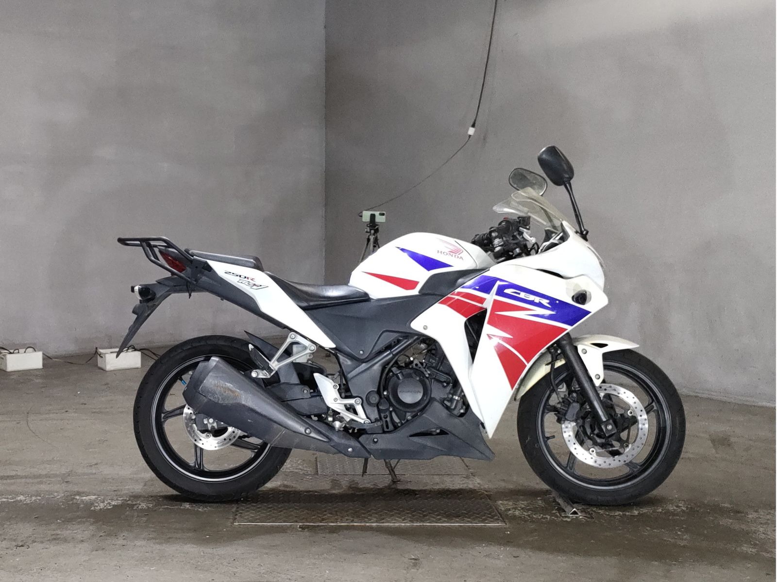 Honda CBR250R 2013