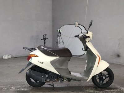 Suzuki LETS5