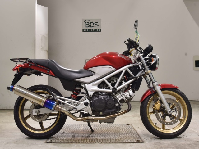 Honda VTR250 2011