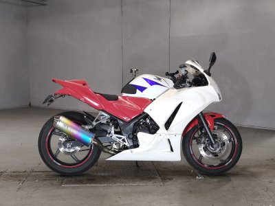 Honda CBR250R 2015
