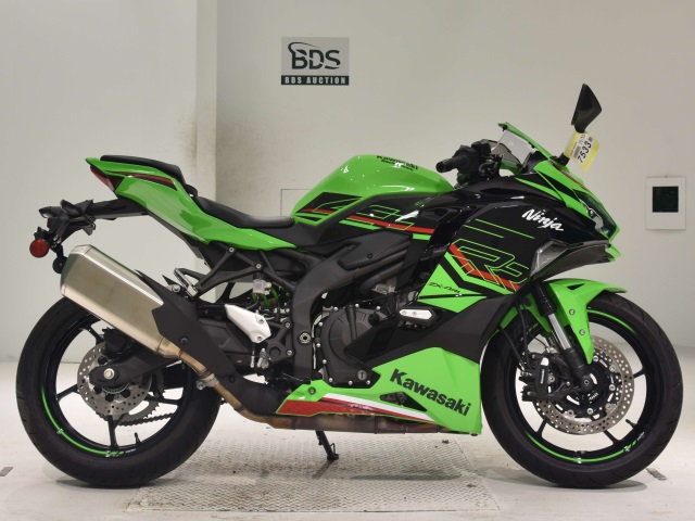 Kawasaki ZX-4RR 2023