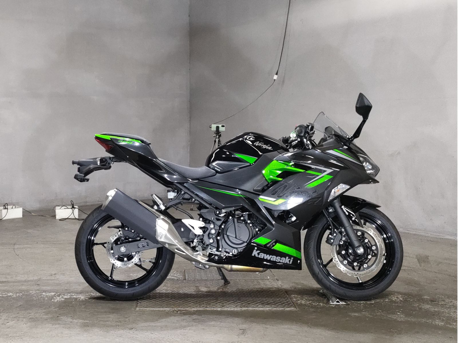 Kawasaki NINJA400 2023