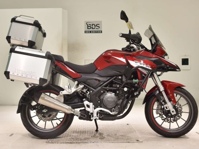 Benelli TRK251 2021