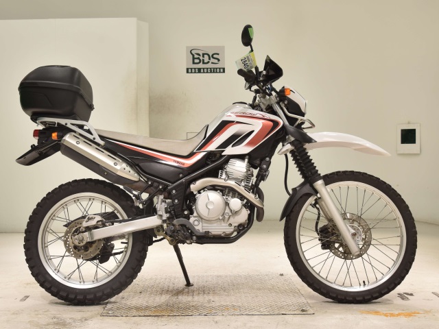 Yamaha SEROW XT250 2010
