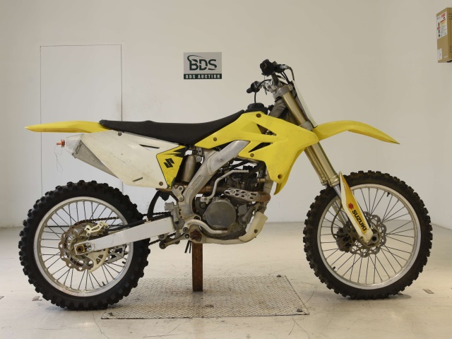Suzuki RMZ250