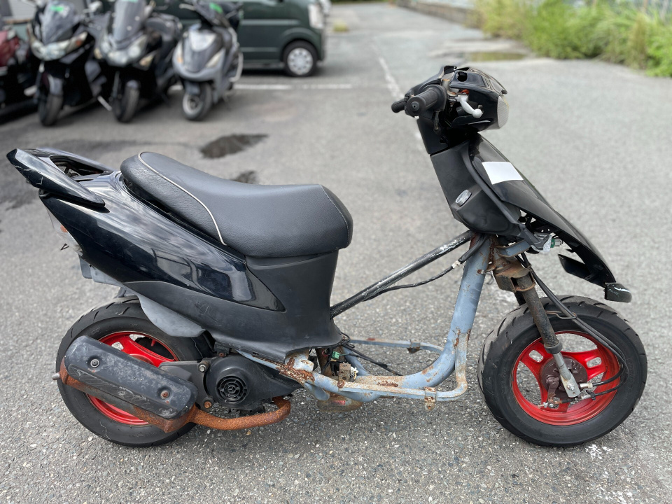 Suzuki LETS2