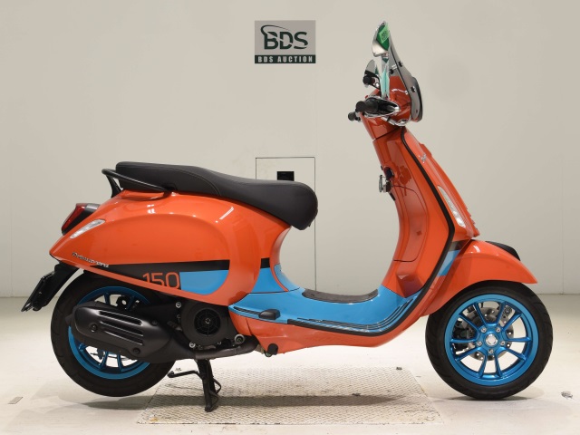Vespa PRIMAVERA 150 2023