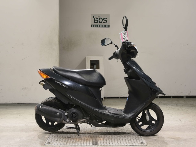 Suzuki ADDRESS V50