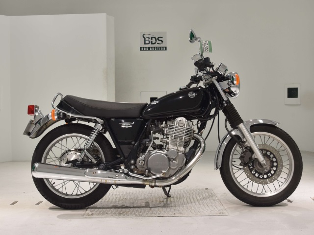 Yamaha SR400 2017