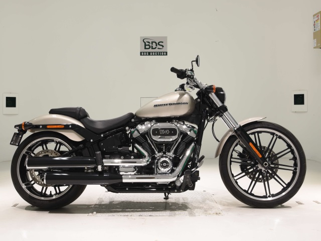 HD BREAKOUT FXBRS1870 2019