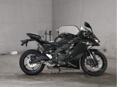 Kawasaki NINJA ZX-25R 2021