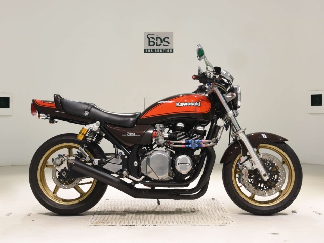 Kawasaki ZEPHYR750 2007