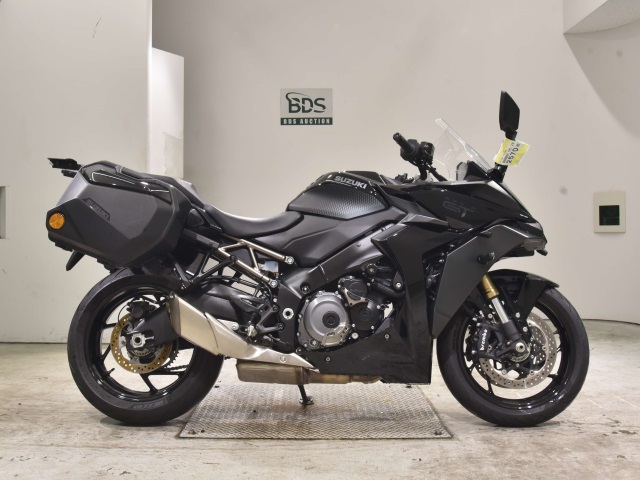 Suzuki GSX-S1000GT 2022