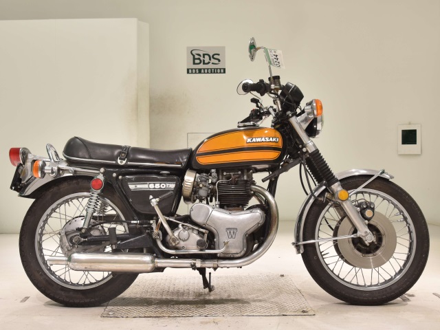 Kawasaki W3 1975