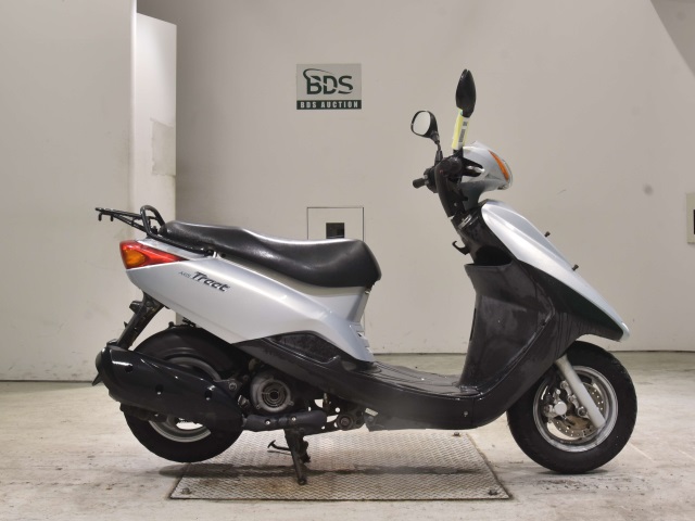 Yamaha AXIS125 2011