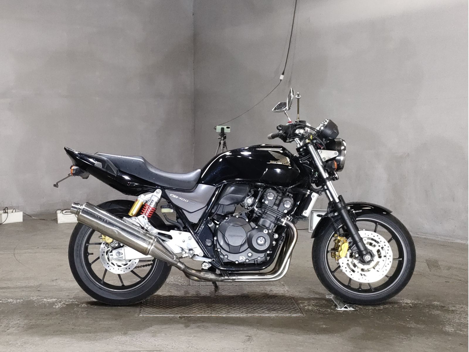 Honda CB400SFV 2014