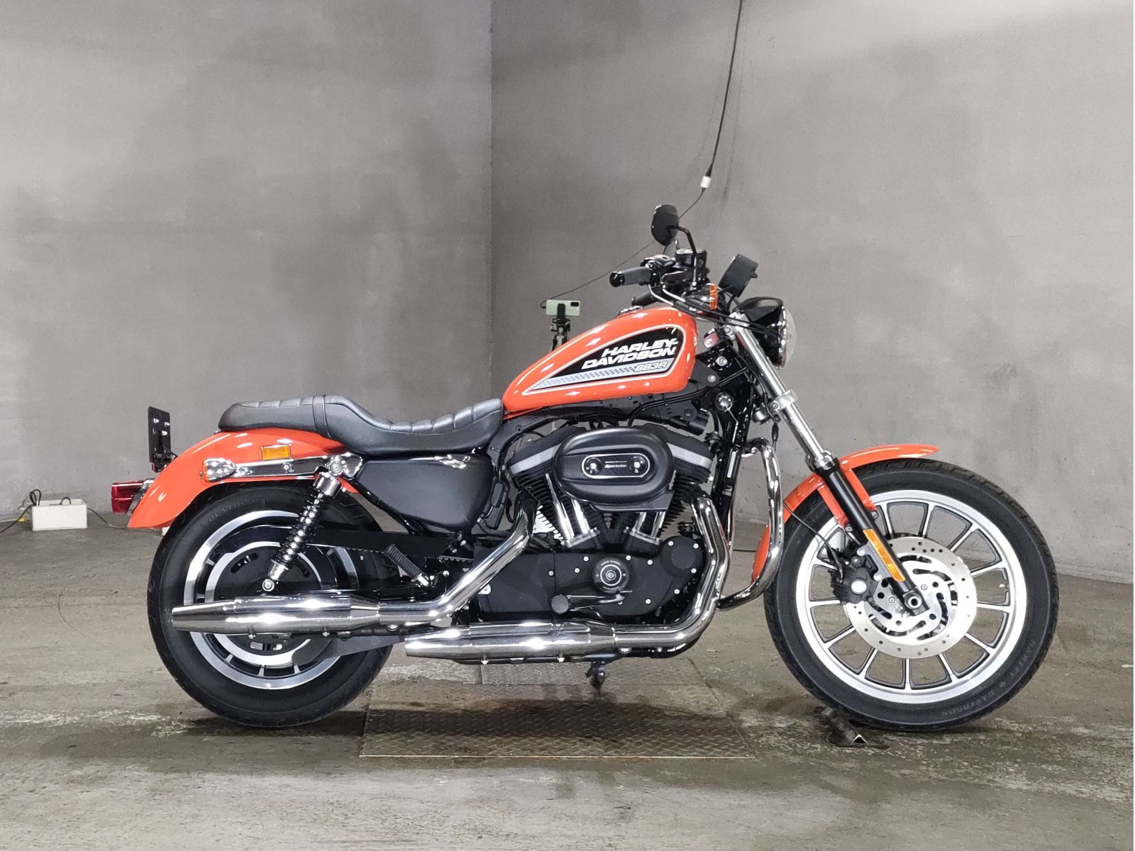 HD SPORTSTER XL883R 2009