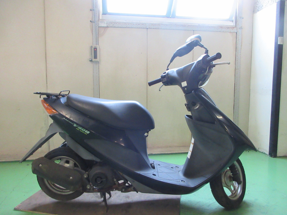 Suzuki ADDRESS V50