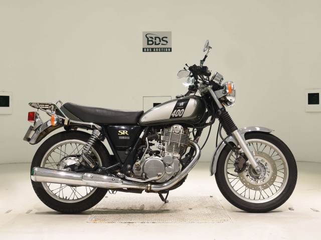 Yamaha SR400 2017