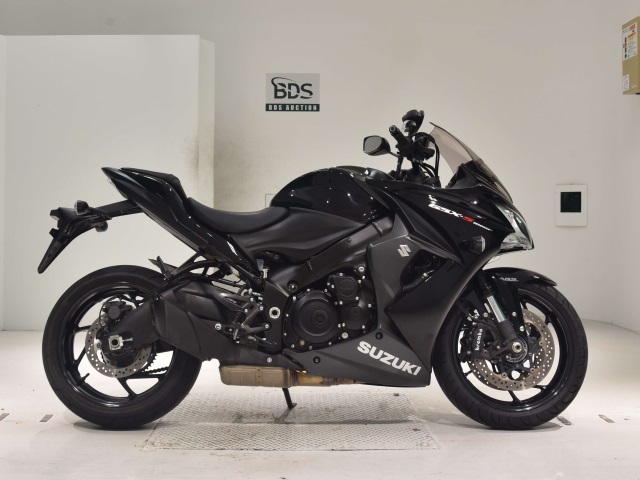 Suzuki GSX-S1000F 2021