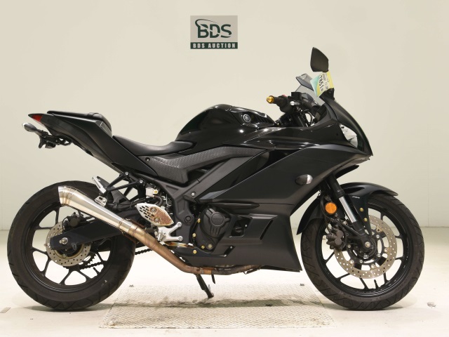 Yamaha YZF-R25 2021