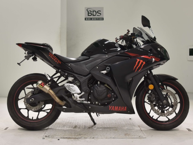 Yamaha YZF-R25A 2015