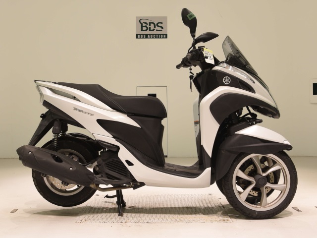 Yamaha TRICITY MW125 2015
