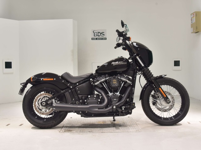 HD STREETBOB FXBB1750 2018