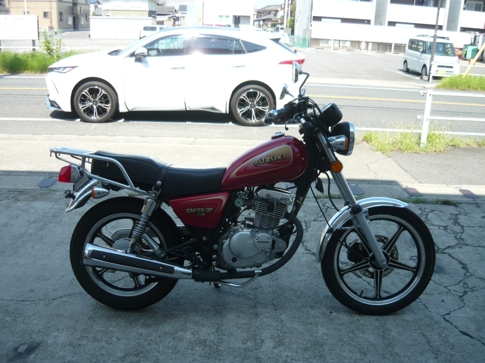 Suzuki GN125-3F 2019