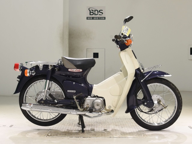 Honda C90 2002