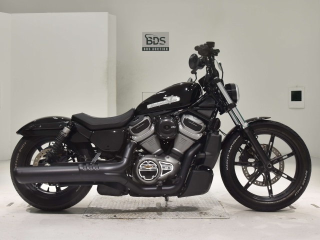HD RH975 2022