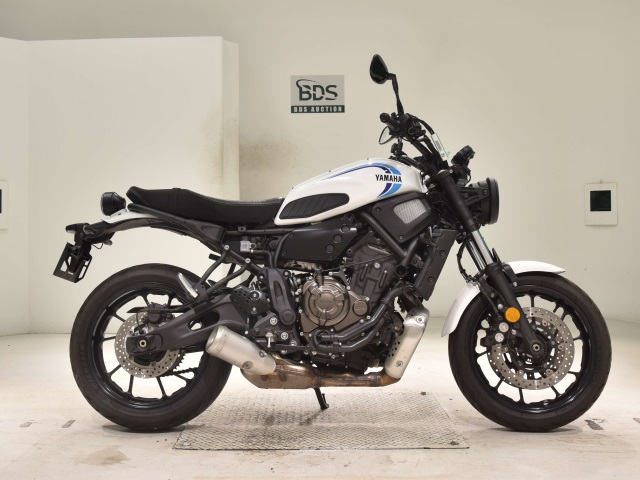 Yamaha XSR700 2022