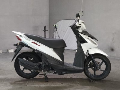 Suzuki ADDRESS V110